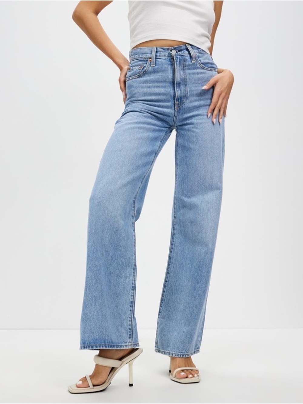 LEVI’S Ribcage Wide Leg Jeans - Picture 14 of 15